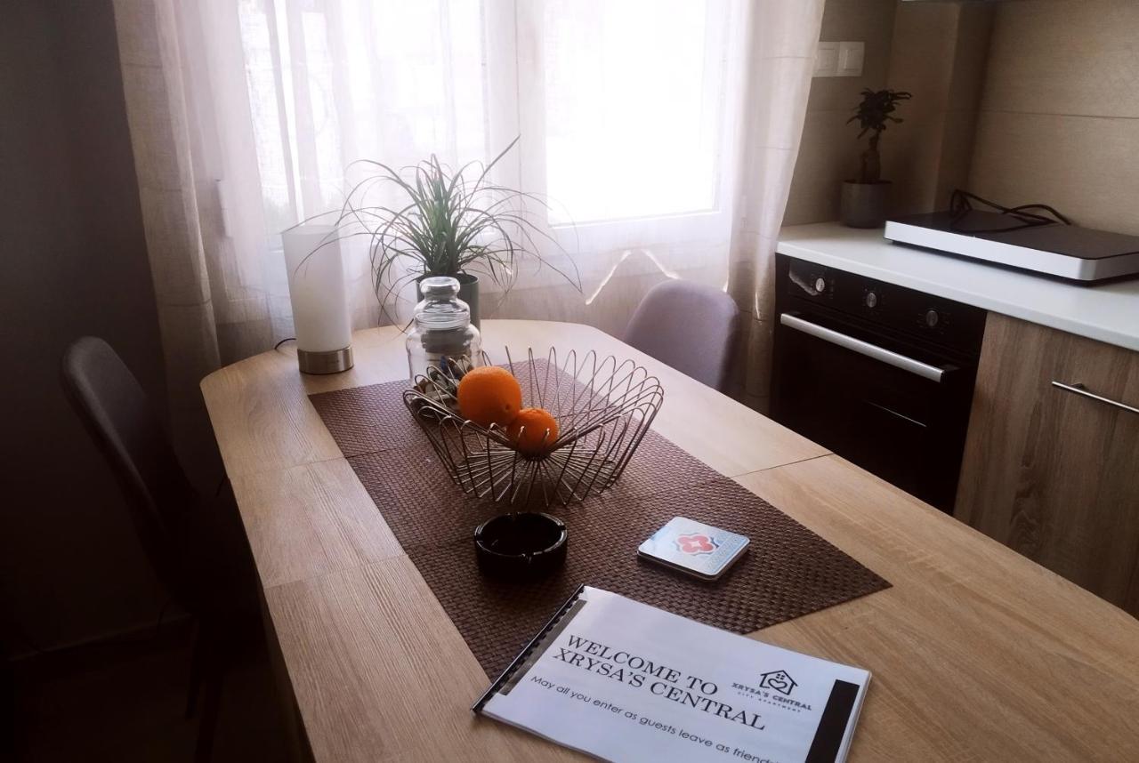 Mesolóngion Xrysa'S Central City Apartment מראה חיצוני תמונה